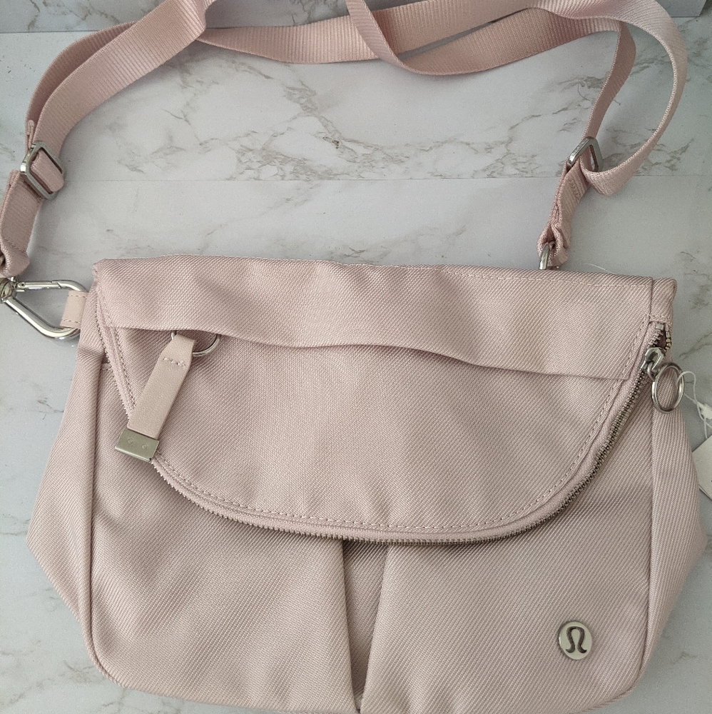 Lululemon All Night Festival Bag Pink One Size